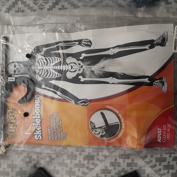 Spirit Black and White Skeleton Adult Only Costume See Measurements - Picture 6 of 9